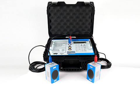 便攜式超聲波流量計(2).JPG 便攜式超聲波流量計(2).JPG